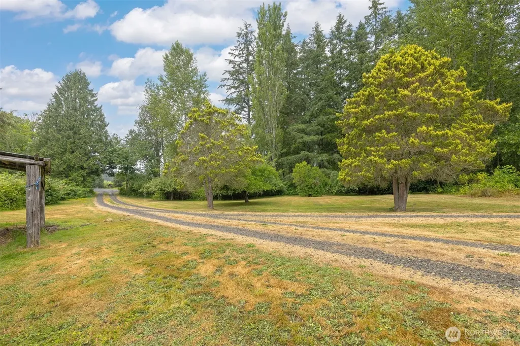 3908 Holtzheimer Trail Blaine WA 98230