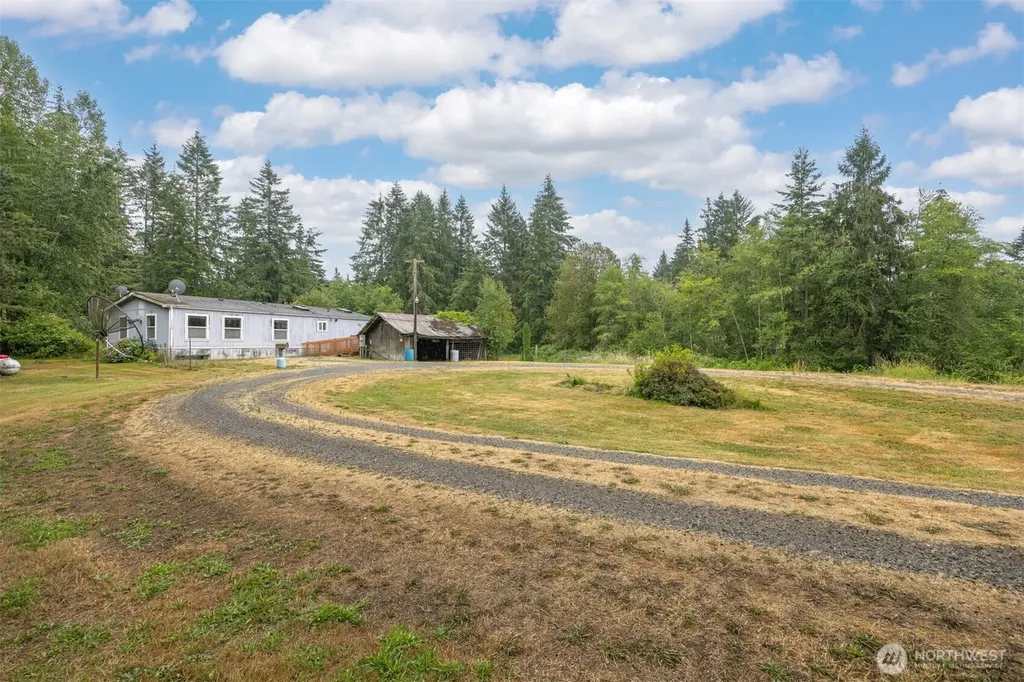 3908 Holtzheimer Trail Blaine WA 98230