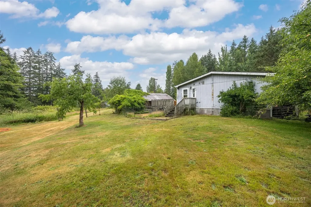 3908 Holtzheimer Trail Blaine WA 98230