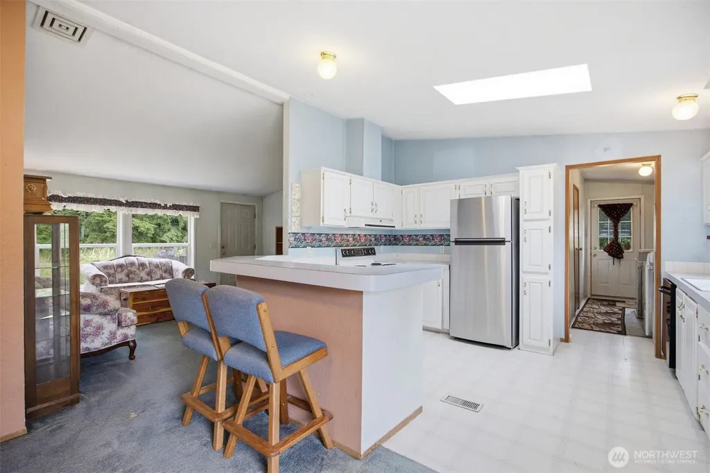 3908 Holtzheimer Trail Blaine WA 98230