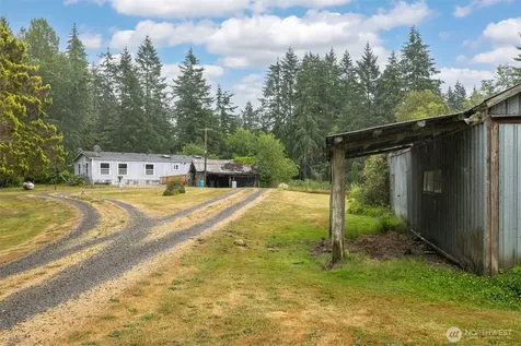3908 Holtzheimer Trail Blaine WA 98230