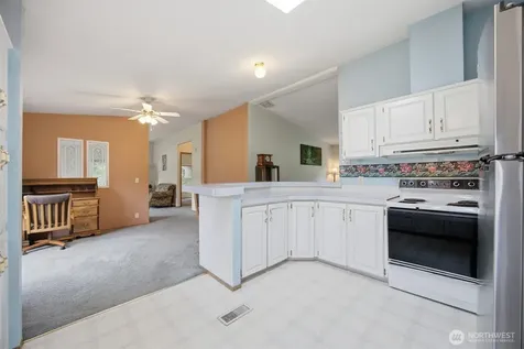 3908 Holtzheimer Trail Blaine WA 98230
