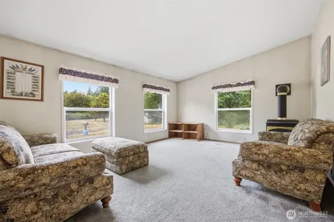 3908 Holtzheimer Trail Blaine WA 98230