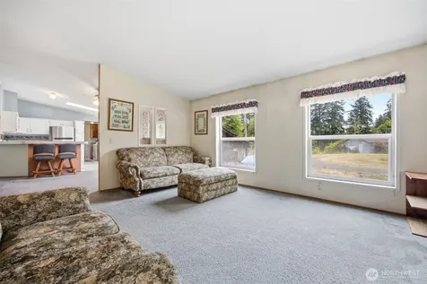 3908 Holtzheimer Trail Blaine WA 98230