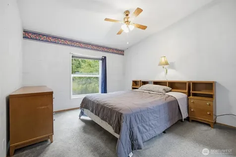 3908 Holtzheimer Trail Blaine WA 98230