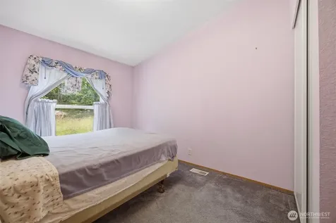 3908 Holtzheimer Trail Blaine WA 98230