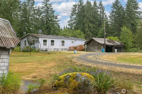 3908 Holtzheimer Trail Blaine WA 98230