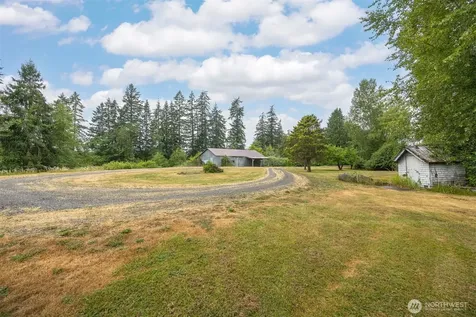 3908 Holtzheimer Trail Blaine WA 98230