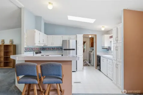 3908 Holtzheimer Trail Blaine WA 98230