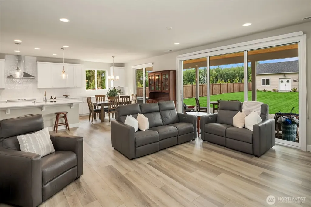 10116 135th Avenue NE Lake Stevens WA 98258