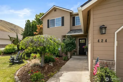 424 Canyon Place Wenatchee WA 98801