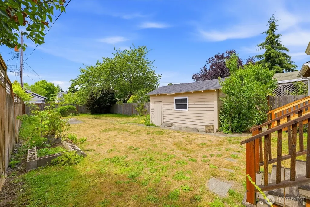 1010 N Pine Street Tacoma WA 98406