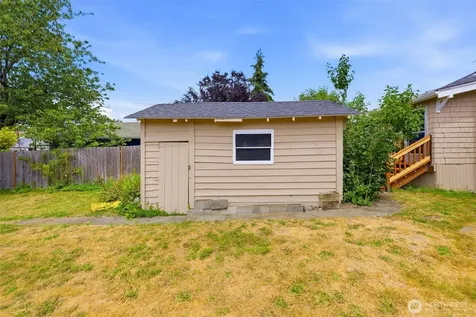 1010 N Pine Street Tacoma WA 98406