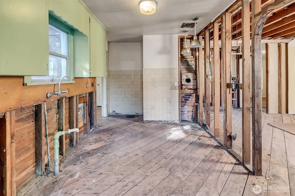 12015 8th Street S Seattle WA 98168