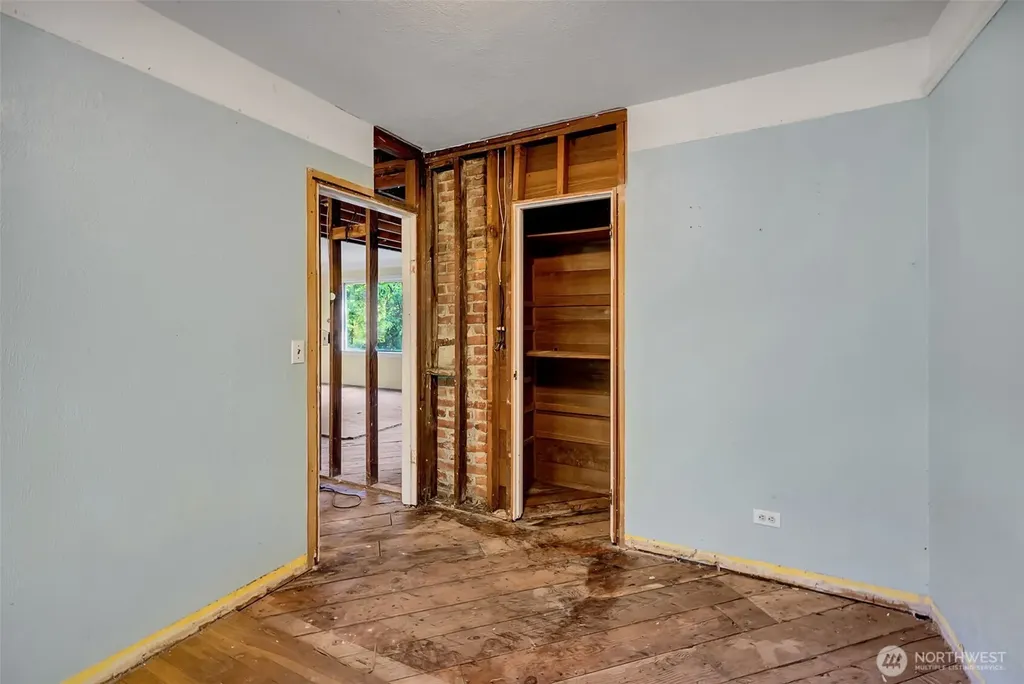 12015 8th Street S Seattle WA 98168