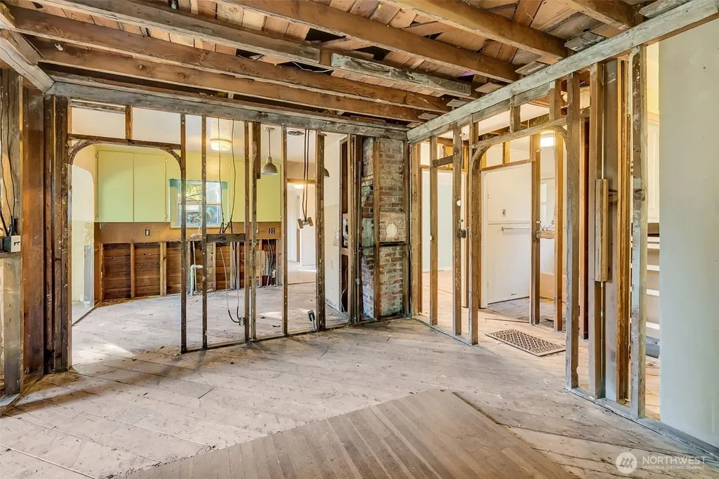 12015 8th Street S Seattle WA 98168