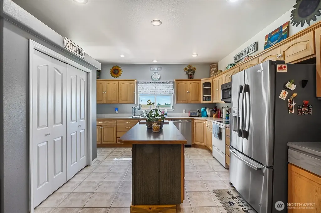 12294 Road 9.5 NE Moses Lake WA 98837