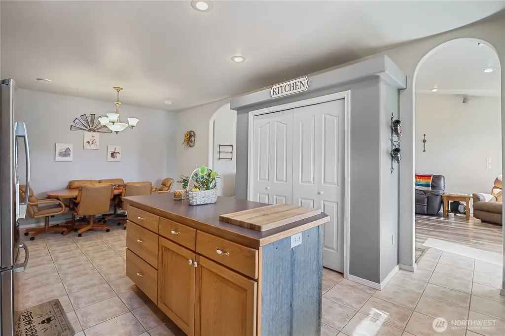 12294 Road 9.5 NE Moses Lake WA 98837