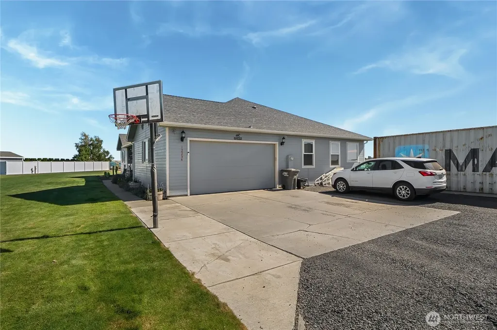 12294 Road 9.5 NE Moses Lake WA 98837