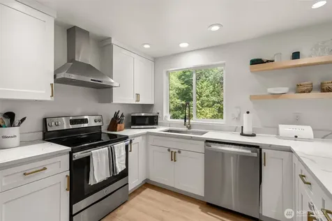 12611 194th Ave NW Gig Harbor WA 98329