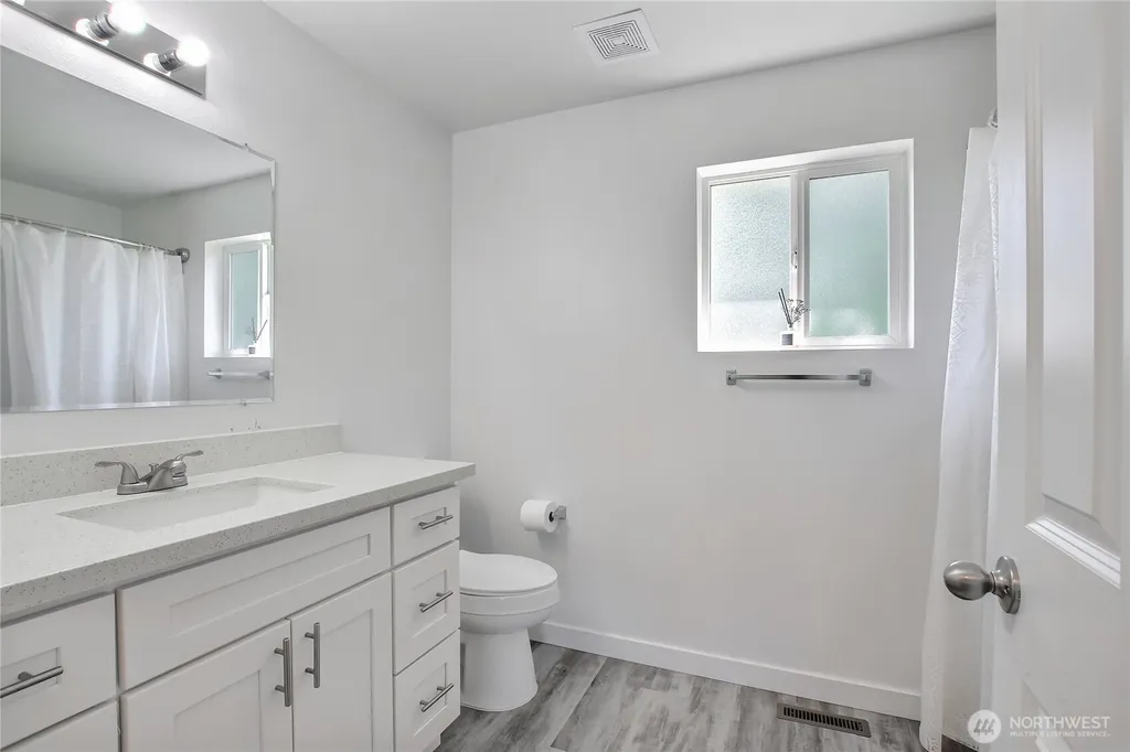 8824 161st Street Ct E Puyallup WA 98375