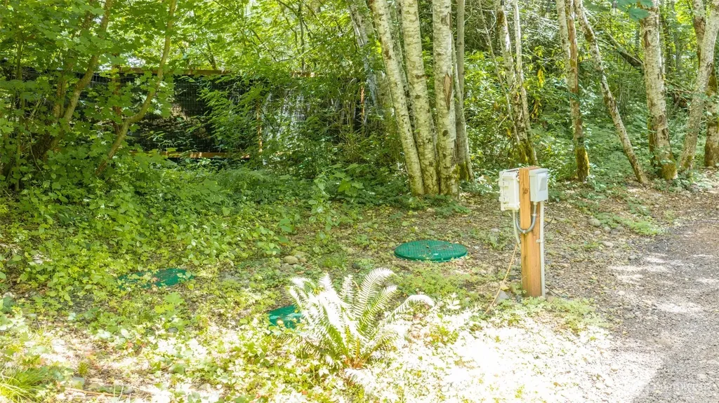 620 N Duckabush Drive W Hoodsport WA 98548