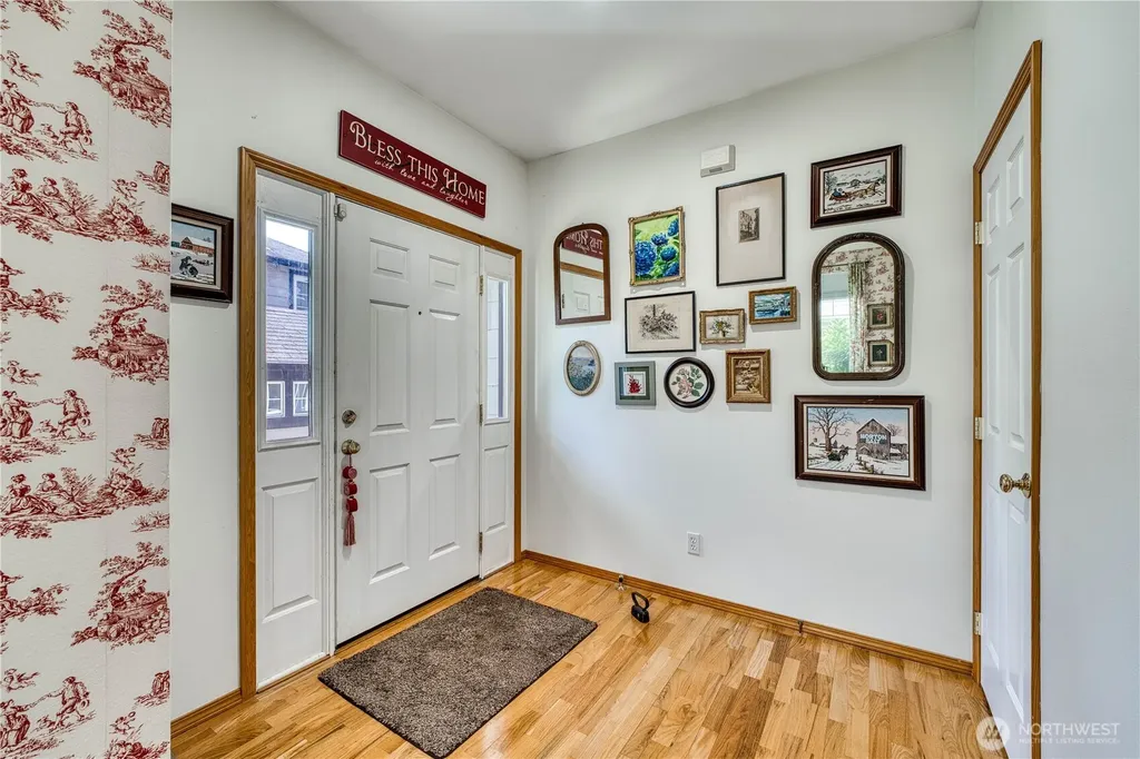 9640 Long Point Lane NW Silverdale WA 98383