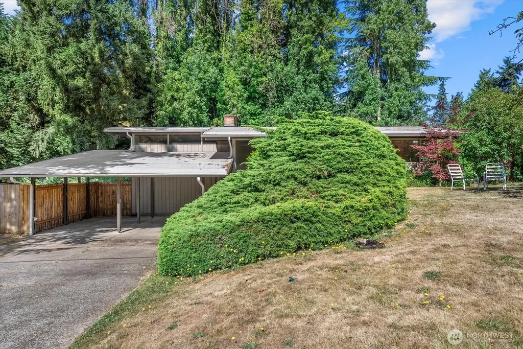 131 109th Avenue SE Bellevue WA 98004