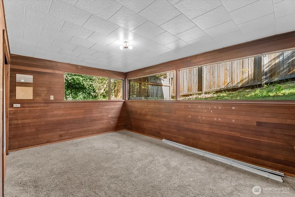 131 109th Avenue SE Bellevue WA 98004