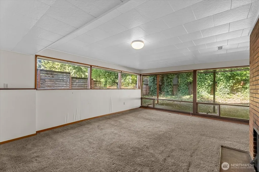 131 109th Avenue SE Bellevue WA 98004