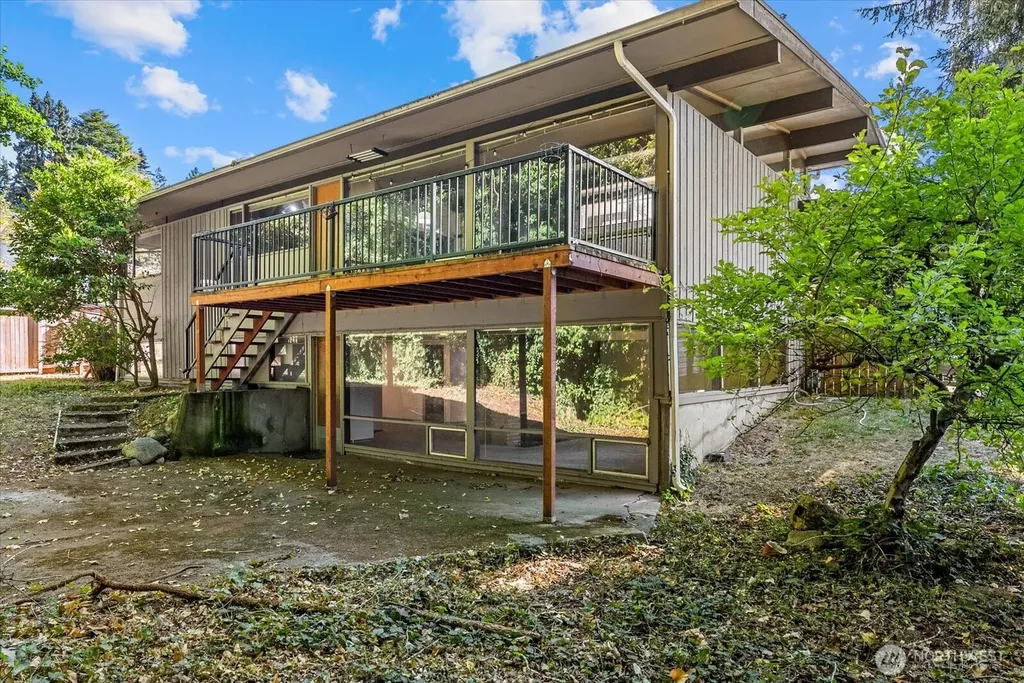 131 109th Avenue SE Bellevue WA 98004