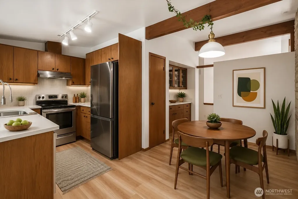 131 109th Avenue SE Bellevue WA 98004