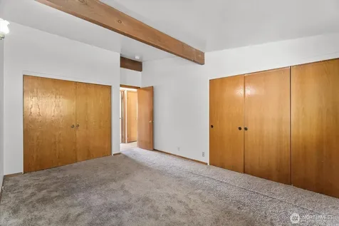 131 109th Avenue SE Bellevue WA 98004