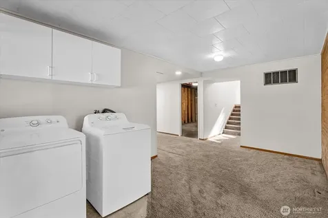 131 109th Avenue SE Bellevue WA 98004