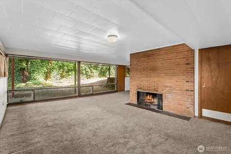 131 109th Avenue SE Bellevue WA 98004
