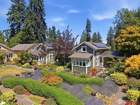 317 N 160th Place Shoreline WA 98133