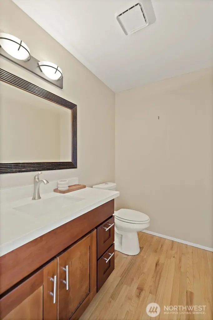 1819 221st Place NE Sammamish WA 98074