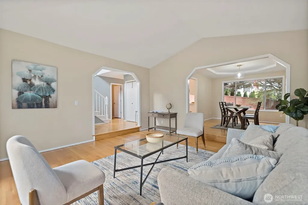 1819 221st Place NE Sammamish WA 98074