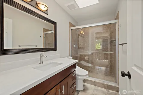 1819 221st Place NE Sammamish WA 98074
