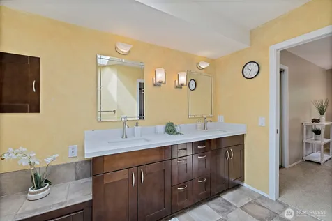 1819 221st Place NE Sammamish WA 98074