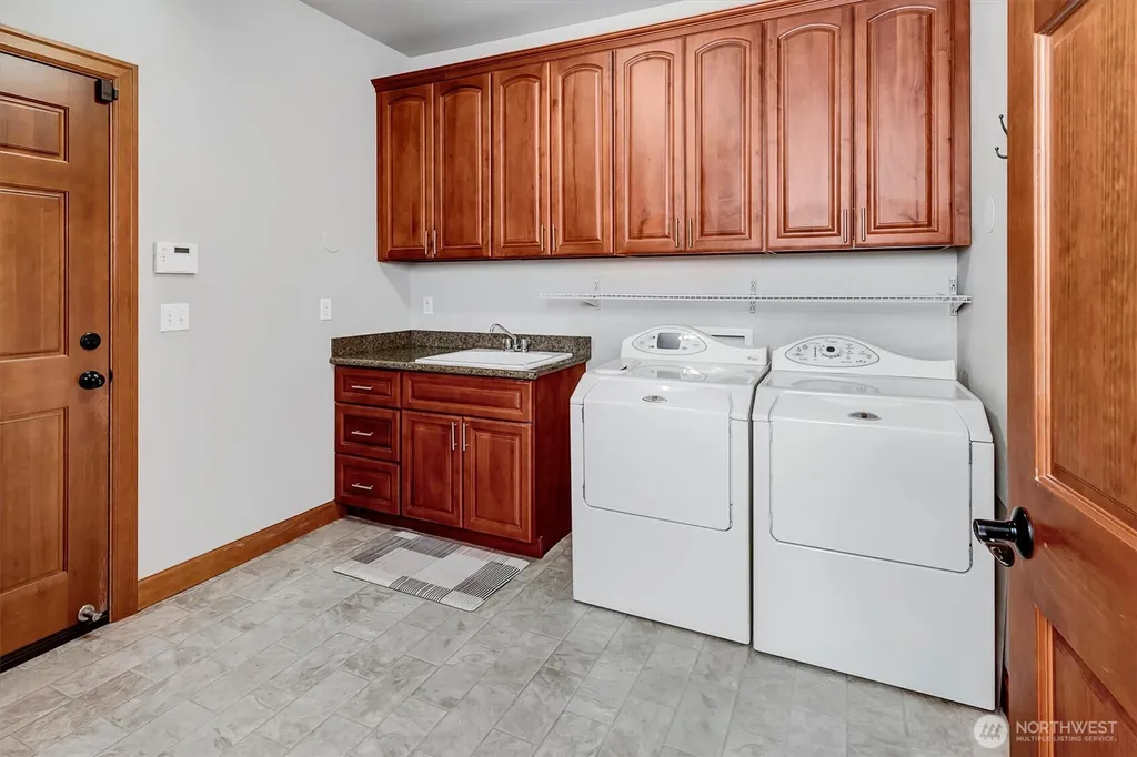 4926 268th Street E Spanaway WA 98387