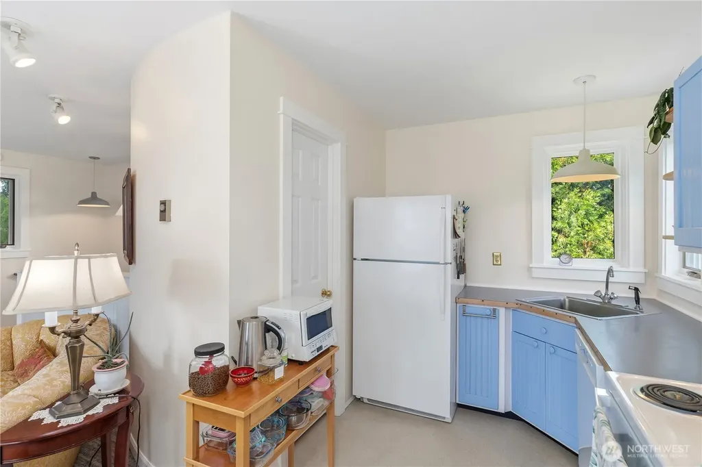 135 Woodland Avenue Port Townsend WA 98368