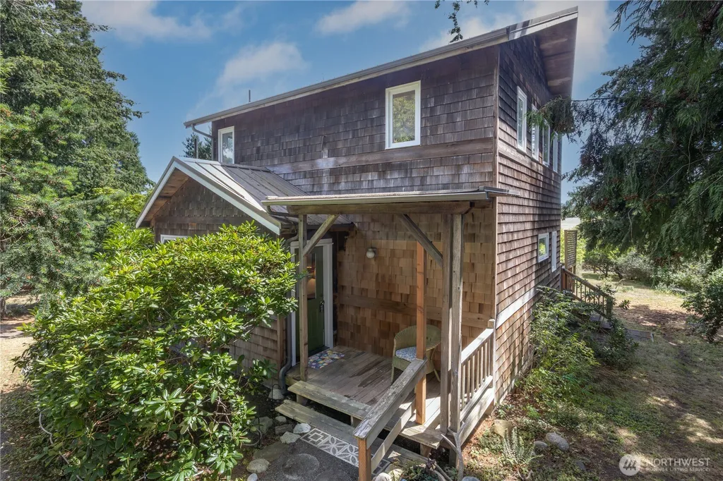 135 Woodland Avenue Port Townsend WA 98368