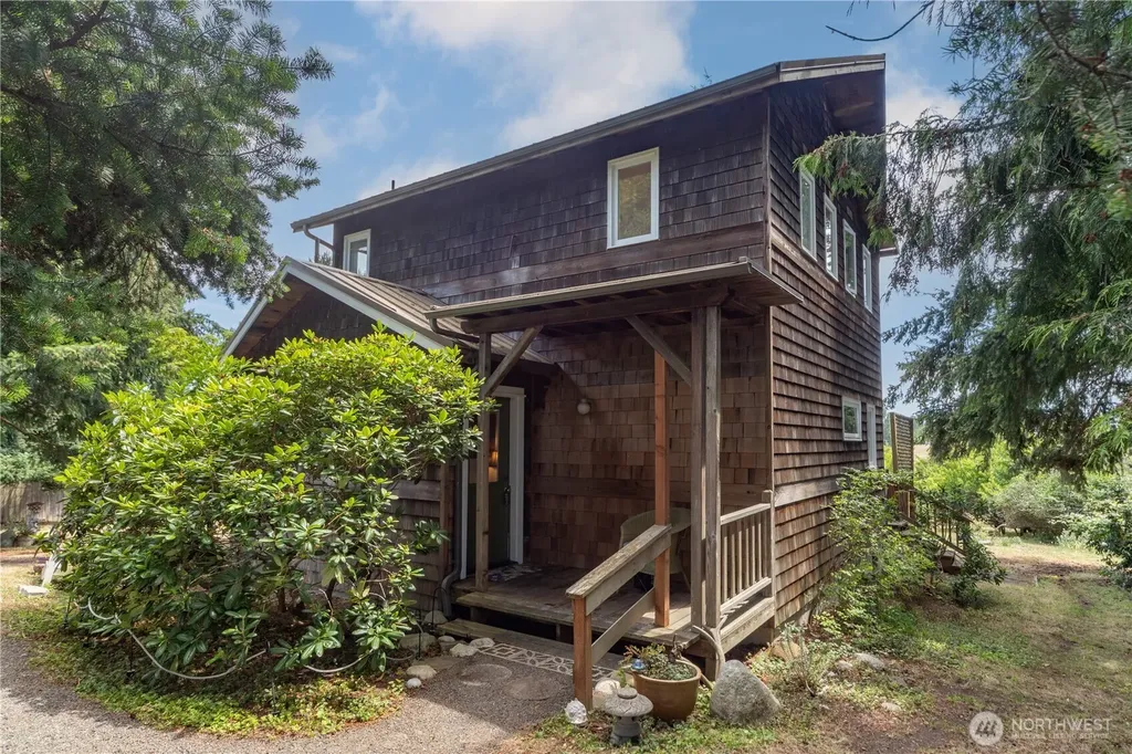 135 Woodland Avenue Port Townsend WA 98368