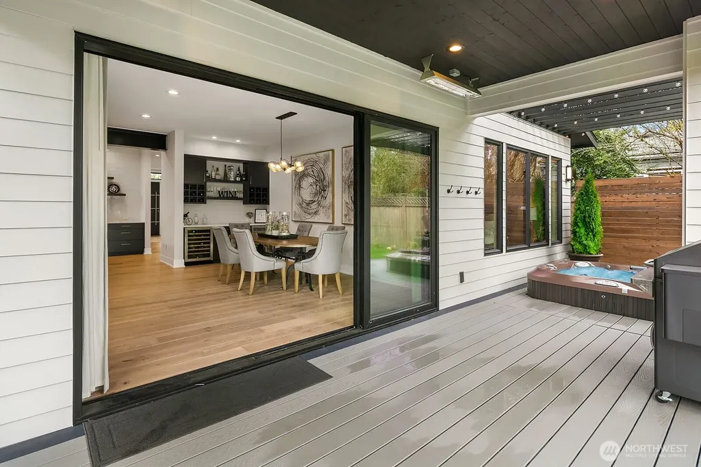 410 98 Avenue NE Bellevue WA 98004