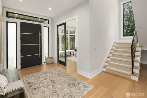 410 98 Avenue NE Bellevue WA 98004