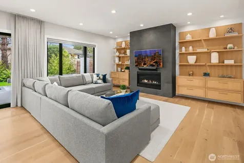 410 98 Avenue NE Bellevue WA 98004