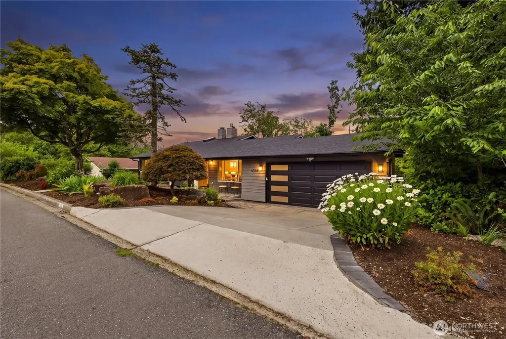4548 144th Avenue SE Bellevue WA 98006