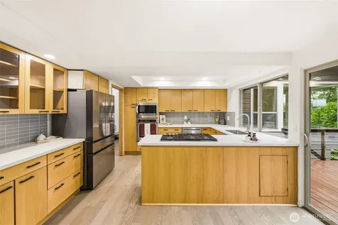 4548 144th Avenue SE Bellevue WA 98006