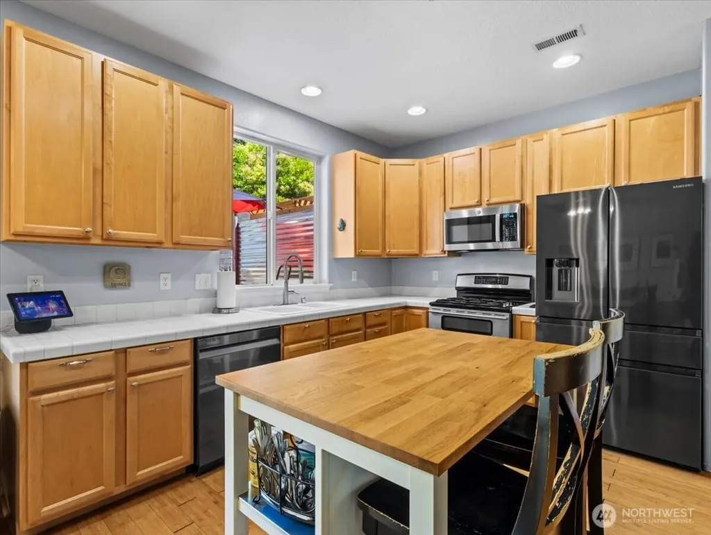 3032 NW Julia Street Camas WA 98607